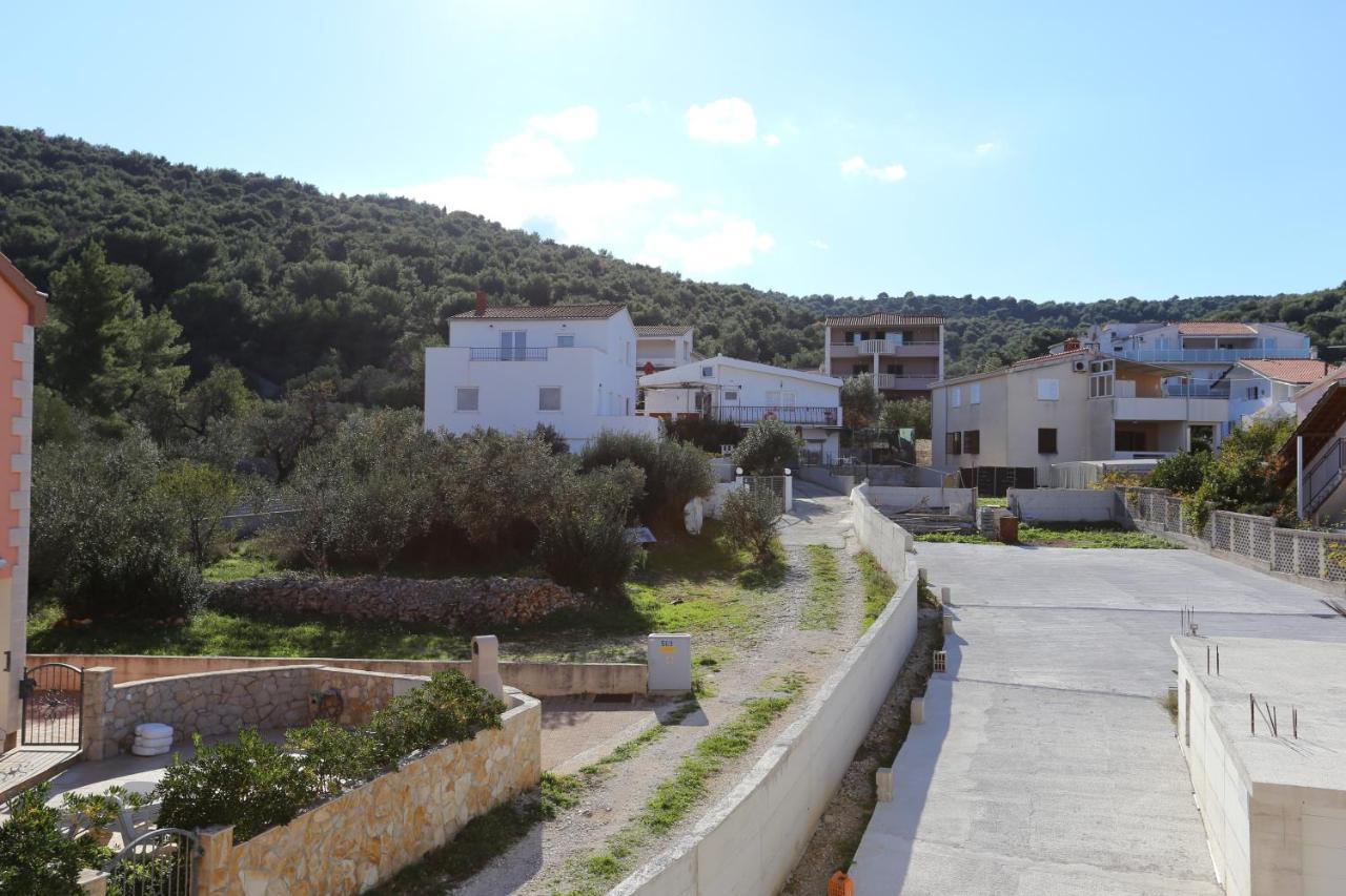 Apartments By The Sea Slatine, Ciovo - 14541 מראה חיצוני תמונה