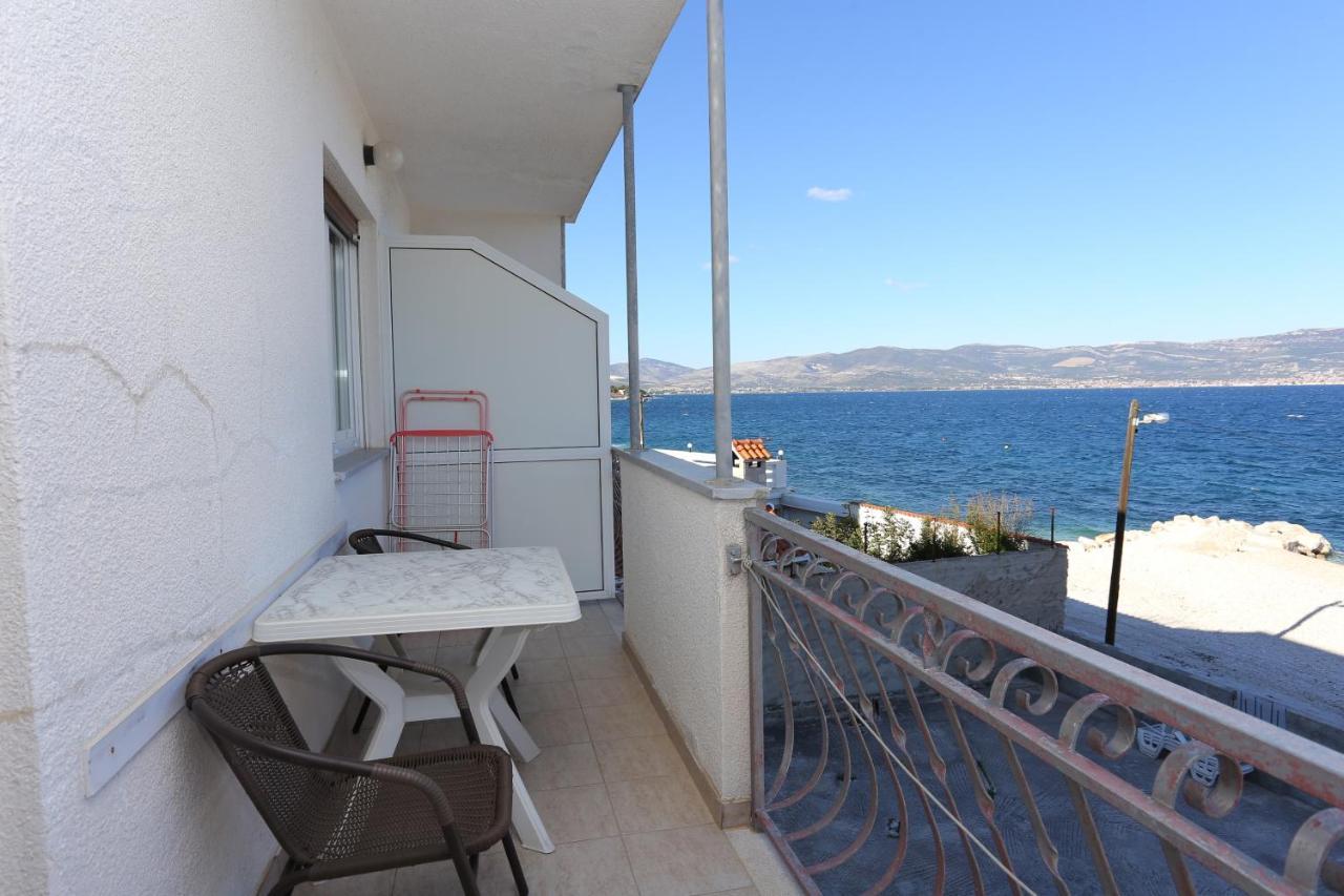 Apartments By The Sea Slatine, Ciovo - 14541 מראה חיצוני תמונה