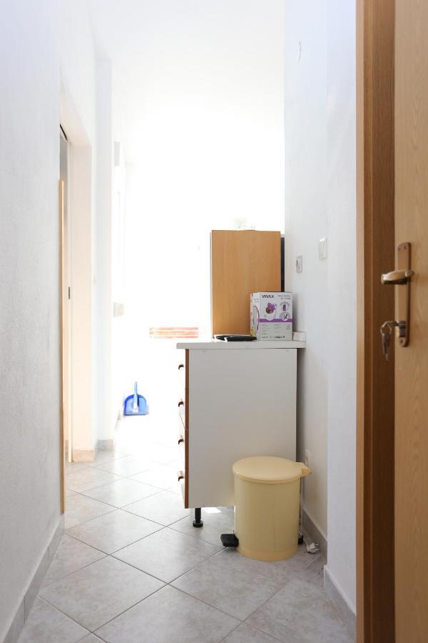 Apartments By The Sea Slatine, Ciovo - 14541 מראה חיצוני תמונה