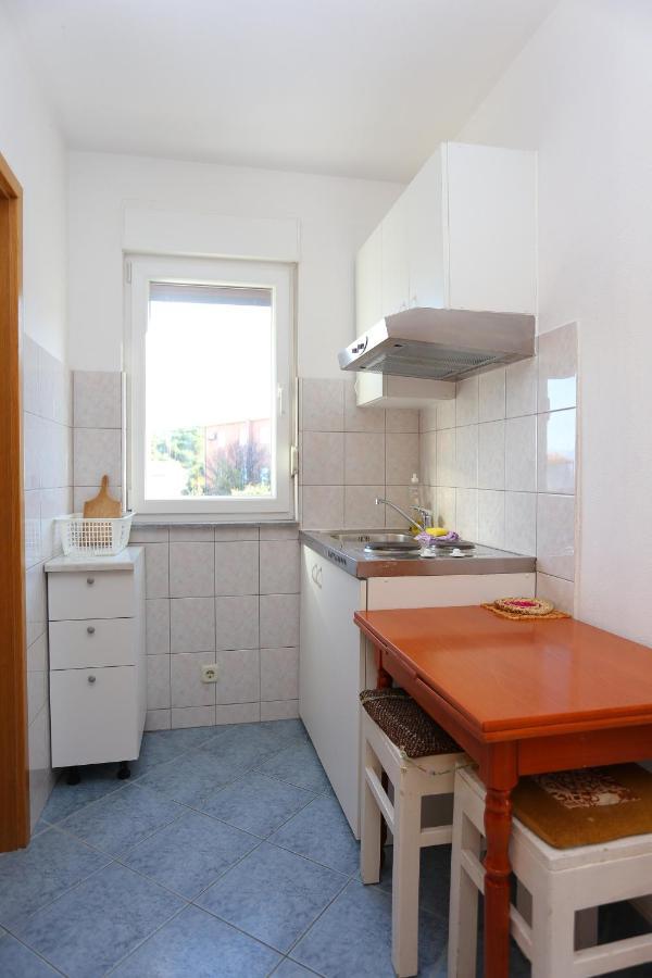 Apartments By The Sea Slatine, Ciovo - 14541 מראה חיצוני תמונה