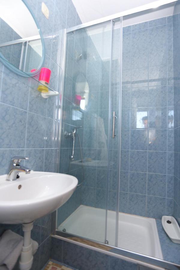 Apartments By The Sea Slatine, Ciovo - 14541 מראה חיצוני תמונה