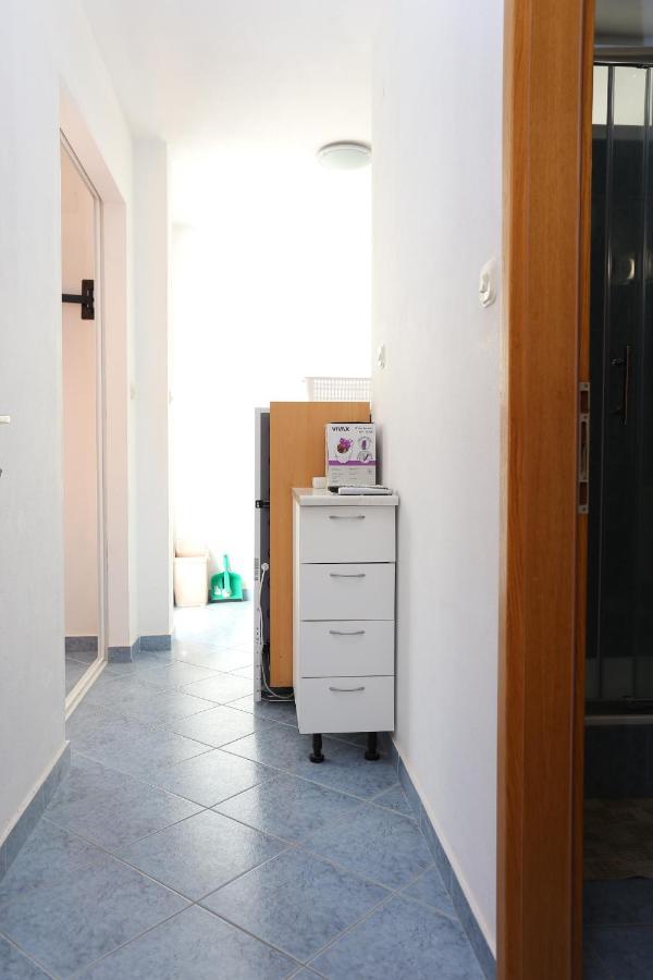 Apartments By The Sea Slatine, Ciovo - 14541 מראה חיצוני תמונה