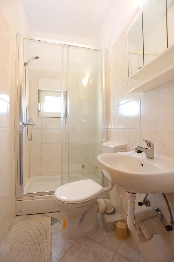 Apartments By The Sea Slatine, Ciovo - 14541 מראה חיצוני תמונה