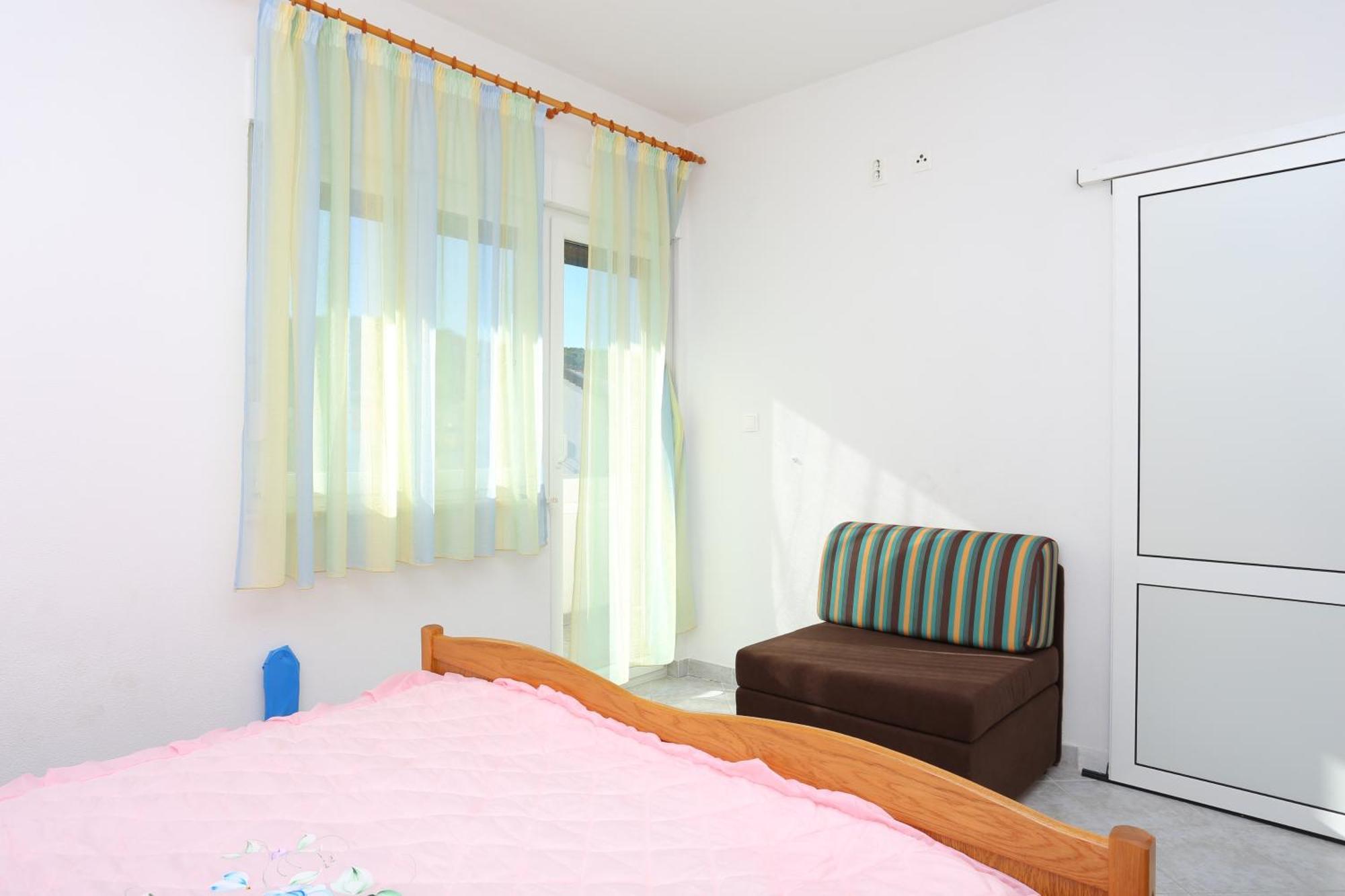 Apartments By The Sea Slatine, Ciovo - 14541 חדר תמונה